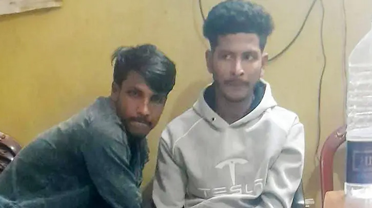 গ্রেপ্তারকৃত দুইজন