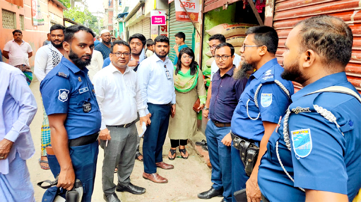 পলিথিন শপিং ব্যাগের ব্যবহার ও বাজারজাতকরণ রোধকল্পে শহরে অভিযান পলিথিন শপিং ব্যাগের ব্যবহার ও বাজারজাতকরণ রোধকল্পে শহরে অভিযান