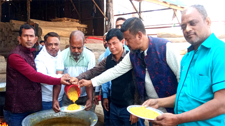 খাজা গরীবে নেওয়াজ মইনুদ্দিন চিশতী (র.) স্মরণে মিলাদ মাহফিল ও দোয়া খাজা গরীবে নেওয়াজ মইনুদ্দিন চিশতী (র.) স্মরণে মিলাদ মাহফিল ও দোয়া