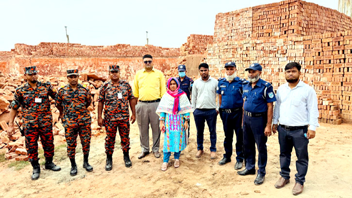 বায়ু দূষণ বন্ধে আড়াইহাজারে অবৈধ ইটভাটায় পরিবেশ অধিদপ্তরের অভিযান বায়ু দূষণ বন্ধে আড়াইহাজারে অবৈধ ইটভাটায় পরিবেশ অধিদপ্তরের অভিযান