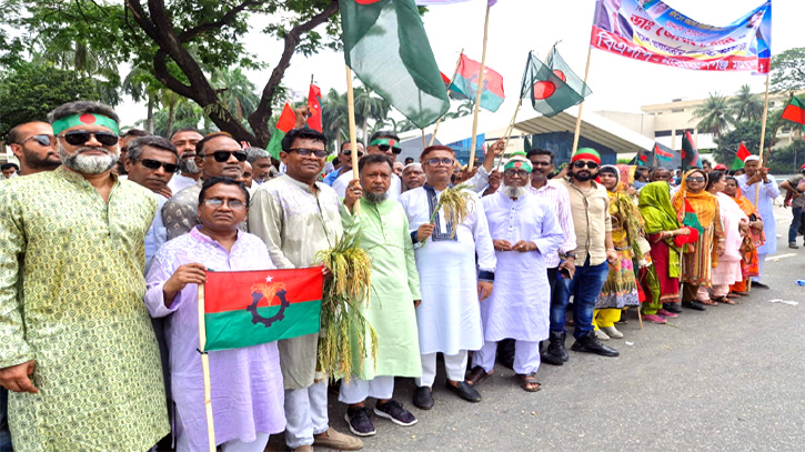 সাখাওয়াত-টিপুর নেতৃত্বে খালেদা জিয়াকে মহানগর বিএনপির অভ্যর্থনা সাখাওয়াত-টিপুর নেতৃত্বে খালেদা জিয়াকে মহানগর বিএনপির অভ্যর্থনা