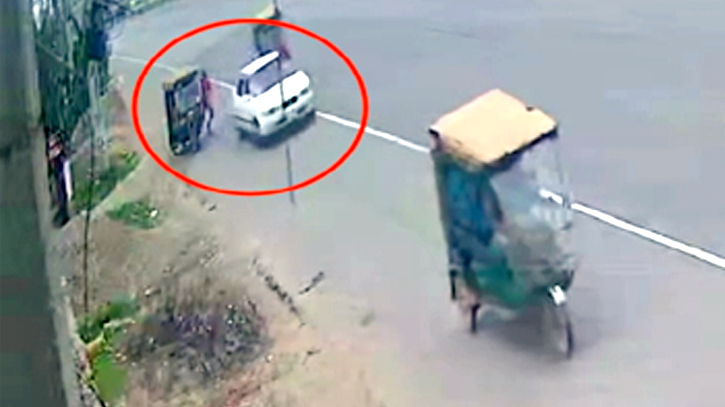 সোনারগাঁয়ে ৭ লাখ ৪০ হাজার টাকার ছিনতাই সোনারগাঁয়ে ৭ লাখ ৪০ হাজার টাকার ছিনতাই