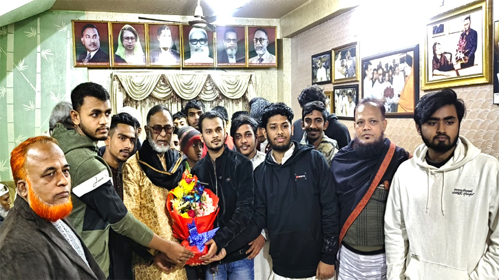 বন্দরে বিএনপিতে যোগ দিলেন শতাধিক যুবক বন্দরে বিএনপিতে যোগ দিলেন শতাধিক যুবক