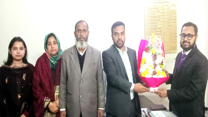 নারায়ণগঞ্জ সদর ভেটেরিনারি হাসপাতালে সায়মুন হোসেনের যোগদান নারায়ণগঞ্জ সদর ভেটেরিনারি হাসপাতালে সায়মুন হোসেনের যোগদান