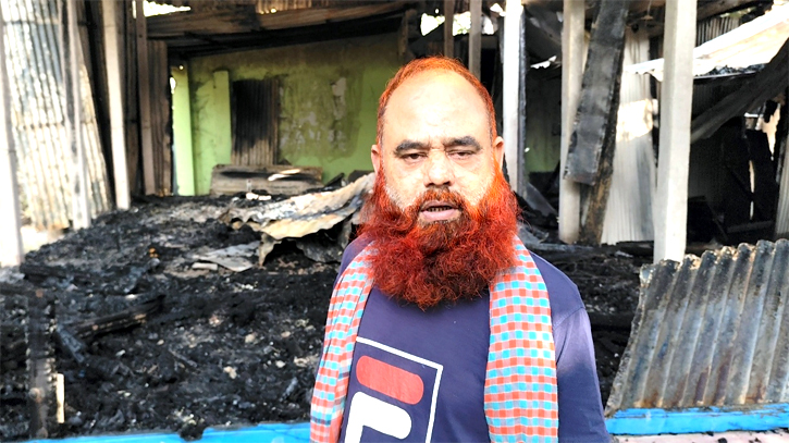 বন্দরে বসত ঘরে অগ্নিকান্ড, ক্ষয়ক্ষতি ৪ লাখ টাকা বন্দরে বসত ঘরে অগ্নিকান্ড, ক্ষয়ক্ষতি ৪ লাখ টাকা