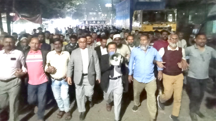 সাখাওয়াত-টিপুর নেতৃত্বে মহানগর বিএনপির বিক্ষোভ মিছিল সাখাওয়াত-টিপুর নেতৃত্বে মহানগর বিএনপির বিক্ষোভ মিছিল