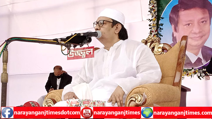 তাদের সরানোর জন্য দেশের ভেতরে-বাইরে ষড়যন্ত্র হচ্ছে তাদের সরানোর জন্য দেশের ভেতরে-বাইরে ষড়যন্ত্র হচ্ছে