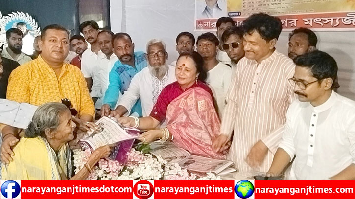 জাকির খান মুক্ত হবে নতুন বাংলাদেশে : অর্পণা রায় জাকির খান মুক্ত হবে নতুন বাংলাদেশে : অর্পণা রায়