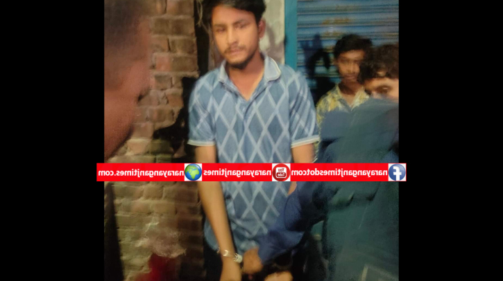 পেট্রোলের বোতলসহ নারায়ণগঞ্জ কলেজ শাখা ছাত্রদল সভাপতি আটক