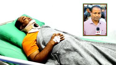 রূপগঞ্জে সন্ত্রাসী হামলায় একাত্তর টেলিভিশনের সাংবাদিক আহত