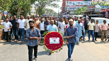 স্বাধীনতা দিবসে নারায়ণগঞ্জ মহানগর যুবদলের র‌্যালি ও শ্রদ্ধা