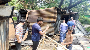 বন্দরে আমেরিকা প্রবাসী পরিত্যক্ত বাড়িতে অগ্নিকাণ্ড  