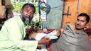 অসুস্থ ট্রাকচালক তোফাজ্জলের পাশে নারায়ণগঞ্জ ট্রাক শ্রমিক ইউনিয়ন