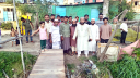 কদমতলীতে এলাকাবাসীর সুবিধার্থে ব্রীজ করে দিলেন শামীম ঢালী