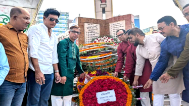 স্বাধীনতা দিবসে বিজয়স্তম্ভে জেলা বিএনপির শ্রদ্ধা নিবেদন 