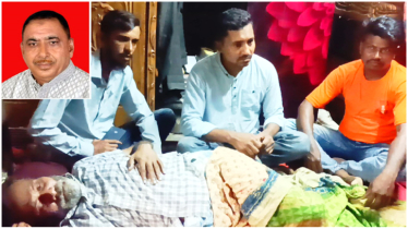 সাংবাদিক মাহাবুবের শয্যাপাশে সাম্যবাদী দলের নেতৃবৃন্দ  