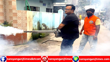  ডেঙ্গু প্রতিরোধে ১৭নং ওয়ার্ডে মশক নিধন কার্যক্রম