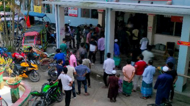 আড়াইহাজারে জরুরী বিভাগে চিকিৎসকের ওপর ছাত্রলীগের হামলা