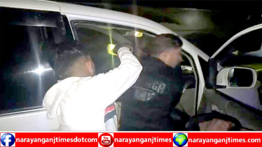 সোনারগাঁয়ে ছাত্র আন্দোলনের কেন্দ্রীয় সমন্বয়কদের গাড়িতে হামলা