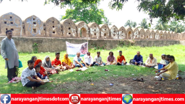 জাতীয় কবি কাজী নজরুল ইসলামকে নিবেদিত লেখা পাঠ ও গাছের চারা বিতরণ