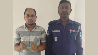 বন্দরে অচেতন করে কিশোরীর নগ্ন ভিডিও ধারণ,  পালক পিতা গ্রেপ্তার
