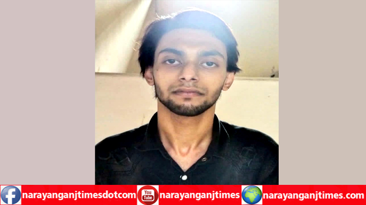 ফতুল্লায় পুলিশ কর্মকর্তার ছেলেকে পুলিশে দিলো জনতা ফতুল্লায় পুলিশ কর্মকর্তার ছেলেকে পুলিশে দিলো জনতা