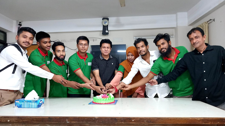 নারায়ণগঞ্জে লাল সবুজ উন্নয়ন সংঘের ১১তম প্রতিষ্ঠাবার্ষিকী পালন নারায়ণগঞ্জে লাল সবুজ উন্নয়ন সংঘের ১১তম প্রতিষ্ঠাবার্ষিকী পালন