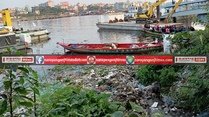 নারায়গঞ্জে ১২০ কারখানায় নেই ইটিপি, দূষণের কবলে পরিবেশ, দূর্ভোগে নাগরিক জীবন নারায়গঞ্জে ১২০ কারখানায় নেই ইটিপি, দূষণের কবলে পরিবেশ, দূর্ভোগে নাগরিক জীবন