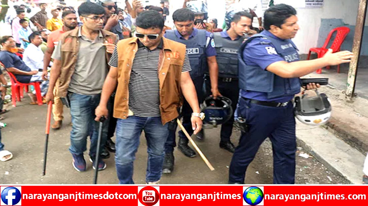 বন্দরে ভোট কেন্দ্রে ভোটার উপস্থিতি কমাতে পটকা বিষ্ফোরণের অভিযোগ