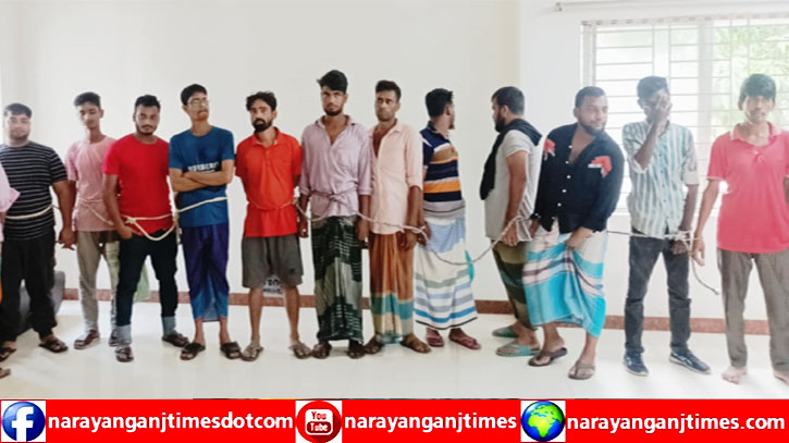 বন্দরে ৩ সহোদরসহ বিভিন্ন ওয়ারেন্টে গ্রেপ্তার ১২ বন্দরে ৩ সহোদরসহ বিভিন্ন ওয়ারেন্টে গ্রেপ্তার ১২