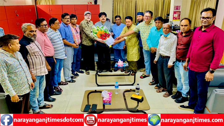 না’গঞ্জ প্রেসক্লাবের কার্যকরী পরিষদের সাথে সৌজন্য সাক্ষাতে এমপি খোকা না’গঞ্জ প্রেসক্লাবের কার্যকরী পরিষদের সাথে সৌজন্য সাক্ষাতে এমপি খোকা