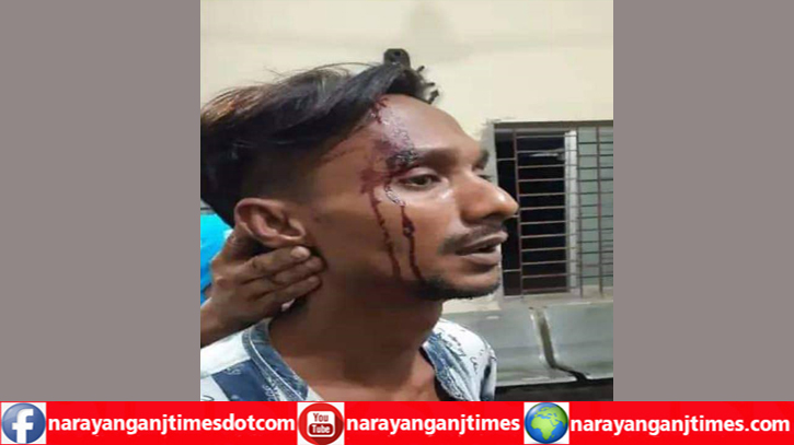 সোনারগাঁয়ে ইমান উদ্দীন হত্যাকান্ড : মামলা তুলে নিতে হামলা, আহত ২ সোনারগাঁয়ে ইমান উদ্দীন হত্যাকান্ড : মামলা তুলে নিতে হামলা, আহত ২