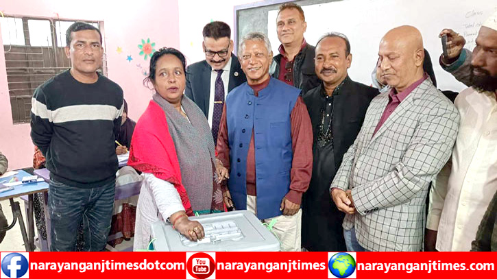 শেখ হাসিনার জন্য ভোট দিলাম : মেয়র আইভী শেখ হাসিনার জন্য ভোট দিলাম : মেয়র আইভী