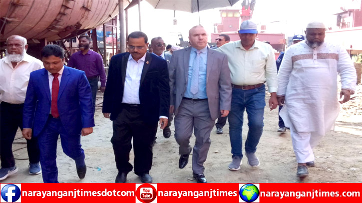 বন্দরে কর্ণফুলী শিপ বিল্ডার্স পরিদর্শনে আলজেরিয়ার রাষ্ট্রদূত বন্দরে কর্ণফুলী শিপ বিল্ডার্স পরিদর্শনে আলজেরিয়ার রাষ্ট্রদূত
