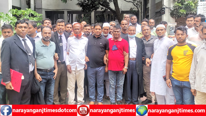 নাশকতার মামলায় আড়াইহাজার বিএনপির দেড় শতাধিক নেতাকর্মীর হাজিরা নাশকতার মামলায় আড়াইহাজার বিএনপির দেড় শতাধিক নেতাকর্মীর হাজিরা