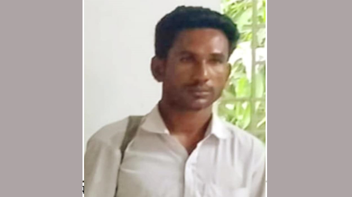 বন্দরে যাত্রীবাহী বাস থেকে ইয়াবাসহ মাদক কারবারি গ্রেপ্তার বন্দরে যাত্রীবাহী বাস থেকে ইয়াবাসহ মাদক কারবারি গ্রেপ্তার