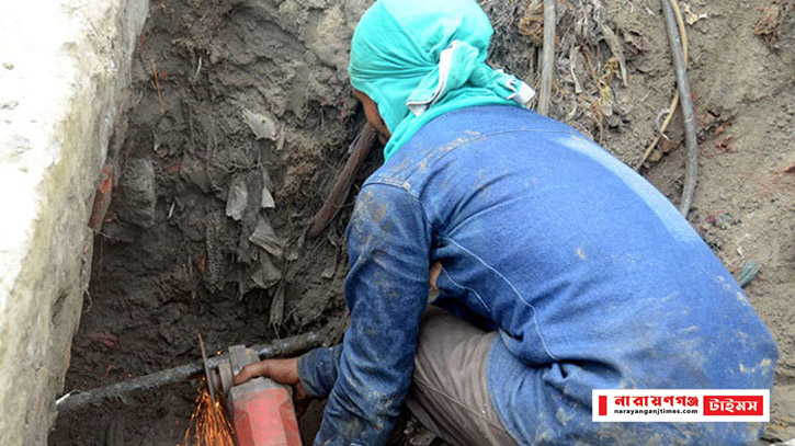 বন্দরে কুশিয়ারায় অবৈধভাবে গ্যাস সংযোগের হিড়িক বন্দরে কুশিয়ারায় অবৈধভাবে গ্যাস সংযোগের হিড়িক
