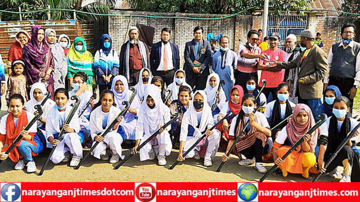 সদর উপজেলায় স্কুল বালিকাদের হকি প্রতিযোগিতার উদ্বোধন সদর উপজেলায় স্কুল বালিকাদের হকি প্রতিযোগিতার উদ্বোধন