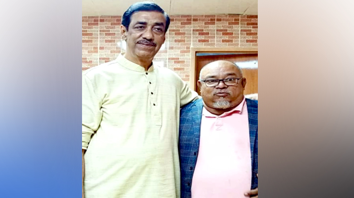 সিদ্ধিরগঞ্জে অবৈধ অর্থ-বিত্ত রক্ষায় বিএনপিতে ঢুকার মিশনে সেই মোটা কবির সিদ্ধিরগঞ্জে অবৈধ অর্থ-বিত্ত রক্ষায় বিএনপিতে ঢুকার মিশনে সেই মোটা কবির