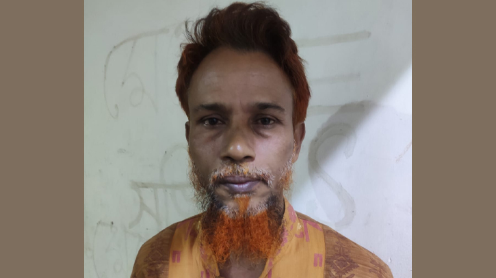 ফতুল্লার দুর্ধর্ষ সন্ত্রাসী জুয়েল প্রধান গ্রেপ্তার ফতুল্লার দুর্ধর্ষ সন্ত্রাসী জুয়েল প্রধান গ্রেপ্তার