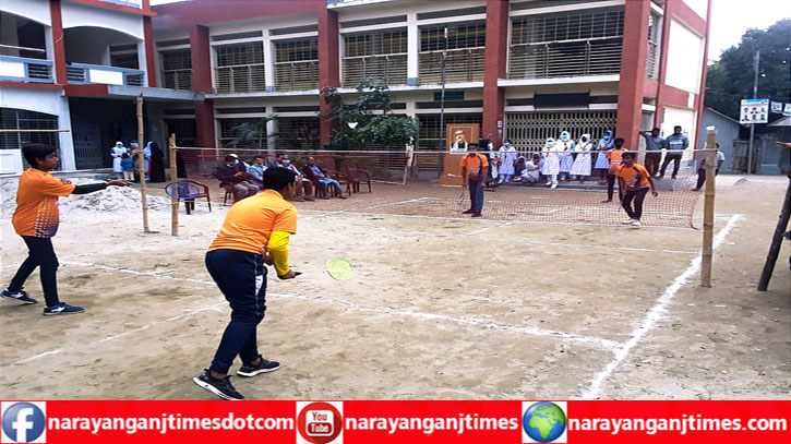 সদর উপজেলায় স্কুল বালক-বালিকাদের ব্যাডমিন্টন প্রতিযোগিতা অনুষ্ঠিত