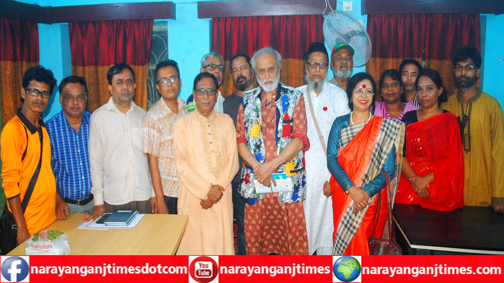 বাংলাদেশ রাইটার্স ক্লাব নারায়ণগঞ্জের ঈদ আড্ডা অনুষ্ঠিত বাংলাদেশ রাইটার্স ক্লাব নারায়ণগঞ্জের ঈদ আড্ডা অনুষ্ঠিত
