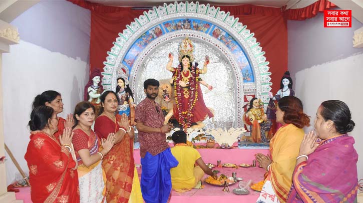 দেওভোগ লক্ষী নারায়ণ মন্দিরে জগদ্ধাত্রী পুজো দেওভোগ লক্ষী নারায়ণ মন্দিরে জগদ্ধাত্রী পুজো