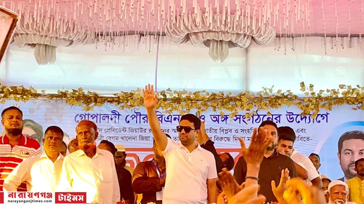 বাংলাদেশে আর স্বৈরাচারী হাসিনার জায়গা হবে না: আজাদ বাংলাদেশে আর স্বৈরাচারী হাসিনার জায়গা হবে না: আজাদ