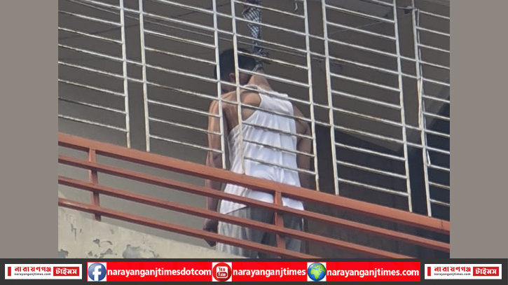 সিদ্ধিরগঞ্জে যুবকের ঝুলন্ত মরদেহ উদ্ধার সিদ্ধিরগঞ্জে যুবকের ঝুলন্ত মরদেহ উদ্ধার