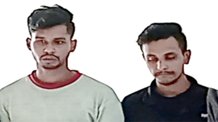 বন্দরে চোরাই ব্যাটারীসহ গ্রেপ্তার ২