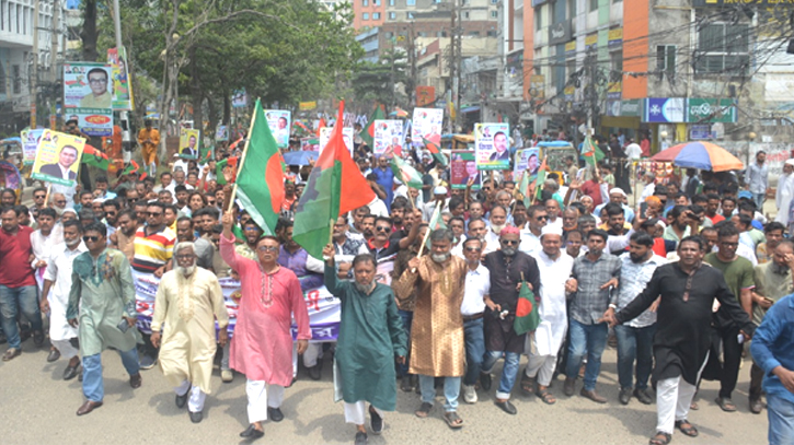 প্রতিষ্ঠাবার্ষিকীতে সাখাওয়াত-টিপুর নেতৃত্বে মহানগর বিএনপির বর্ণাঢ্য র্যালি প্রতিষ্ঠাবার্ষিকীতে সাখাওয়াত-টিপুর নেতৃত্বে মহানগর বিএনপির বর্ণাঢ্য র্যালি