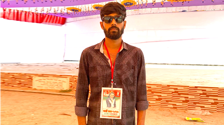 সিদ্ধিরগঞ্জের শীর্ষ সন্ত্রাসী স্বেচ্ছাসেবক দল নেতা স্বপন গ্রেপ্তার সিদ্ধিরগঞ্জের শীর্ষ সন্ত্রাসী স্বেচ্ছাসেবক দল নেতা স্বপন গ্রেপ্তার