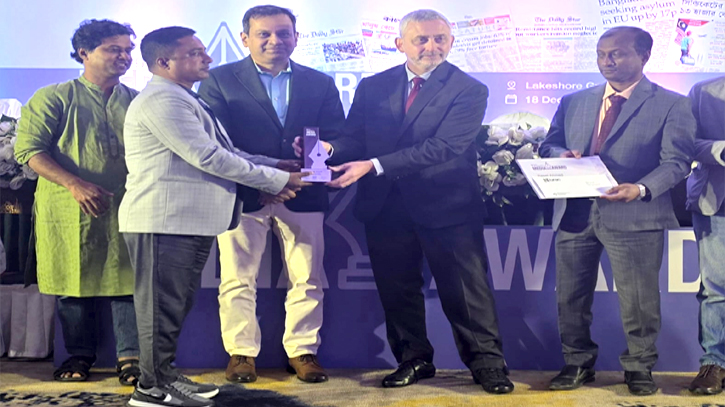 মাইগ্রেশন মিডিয়া অ্যাওয়ার্ডে জাতীয় পর্যায়ে দ্বিতীয় রূপগঞ্জের সাংবাদিক রাসেল 