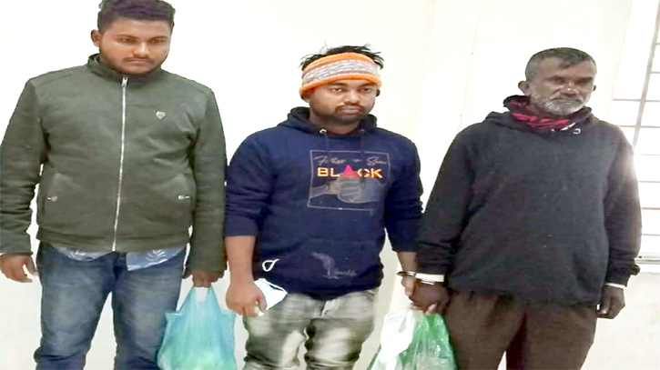বন্দরে পৃথক অভিযানে বিপুল পরিমান মাদকদ্রব্যসহ গ্রেপ্তার ৩ 